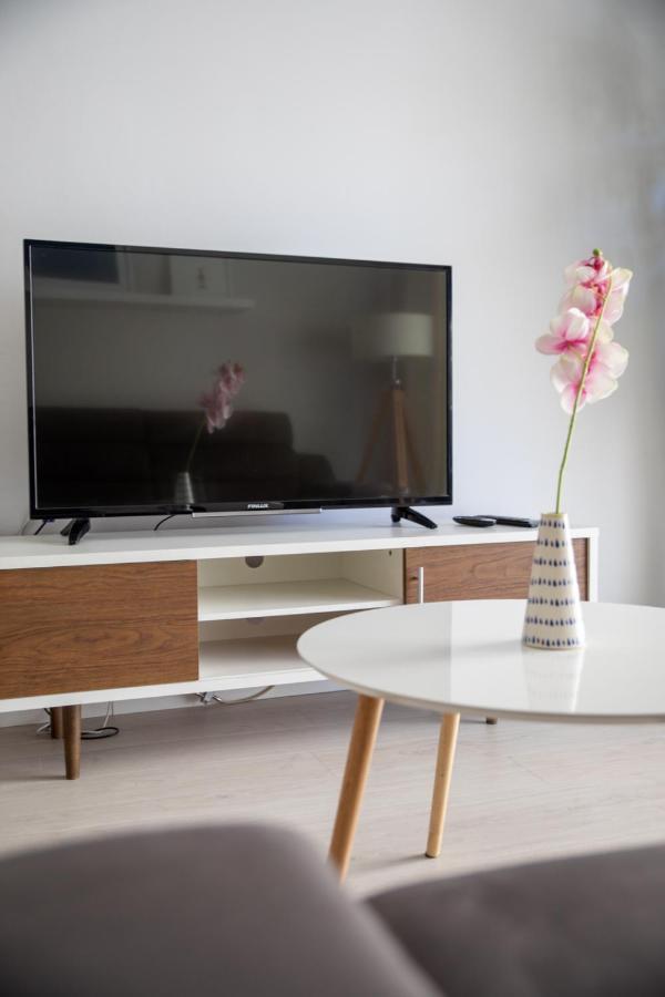 Modern 3 Bedroom & 3 Bathroom Apartment - Near Balluta Bay Сент Джулианс Экстерьер фото