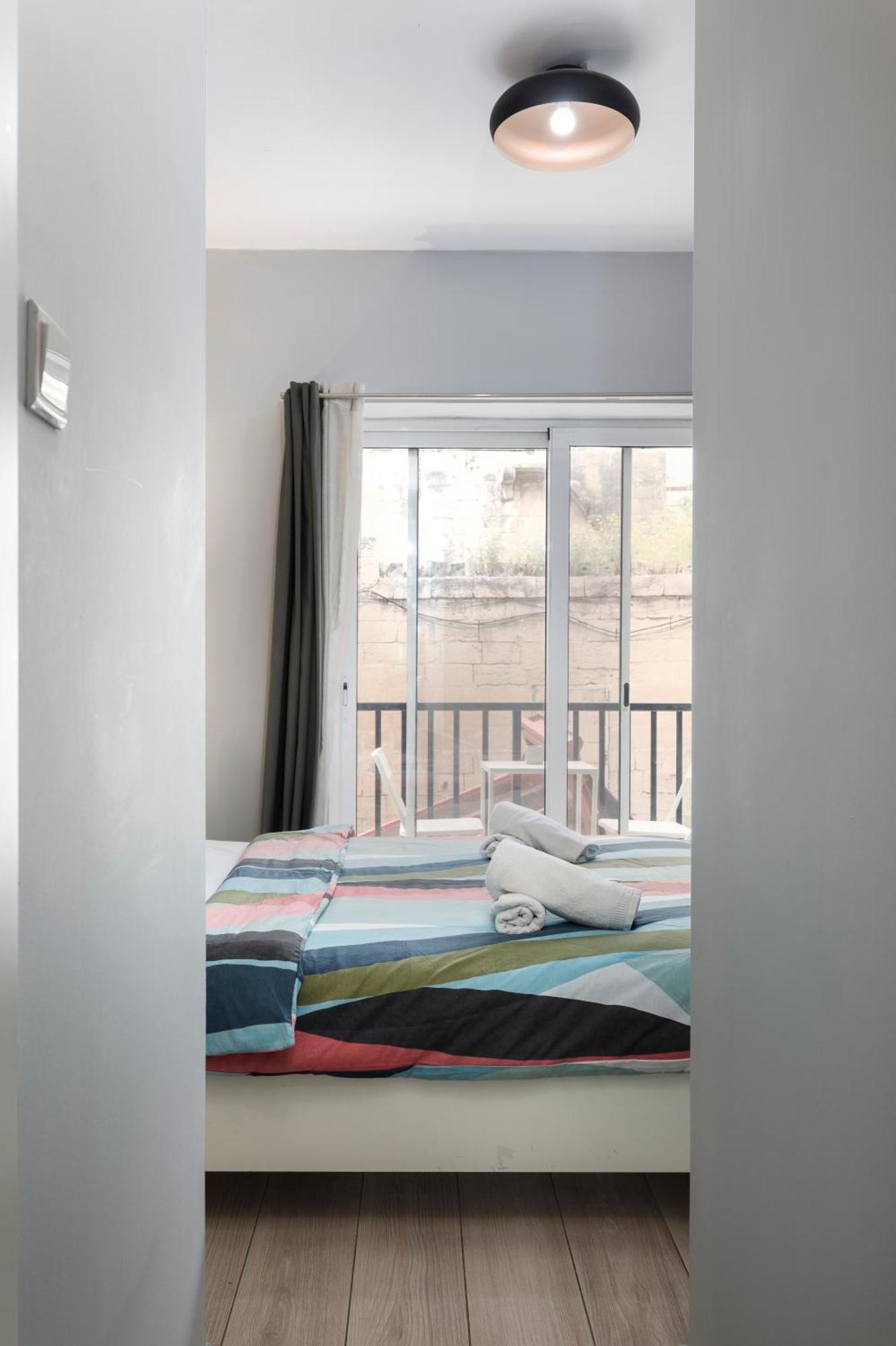 Modern 3 Bedroom & 3 Bathroom Apartment - Near Balluta Bay Сент Джулианс Экстерьер фото