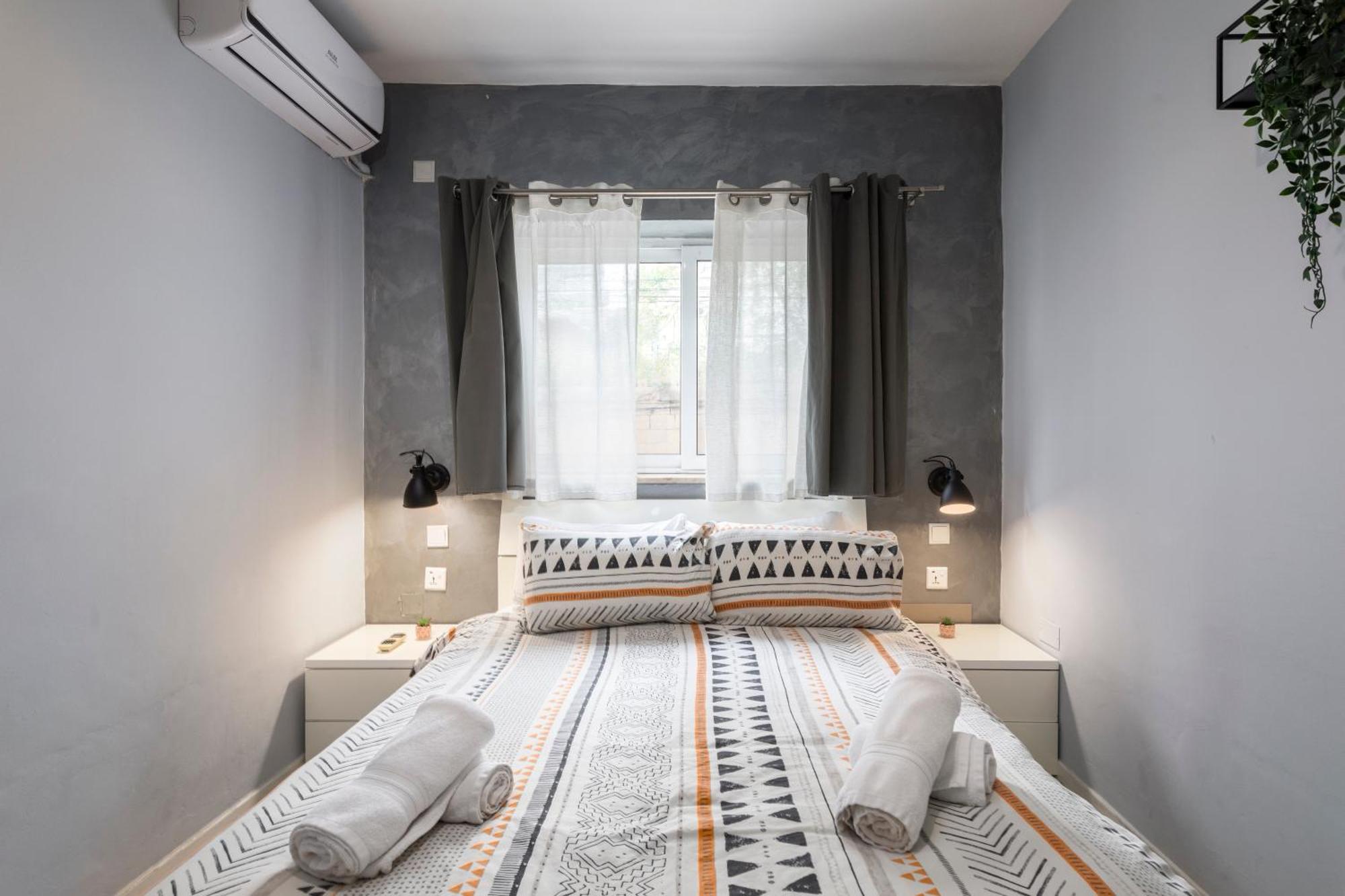 Modern 3 Bedroom & 3 Bathroom Apartment - Near Balluta Bay Сент Джулианс Экстерьер фото