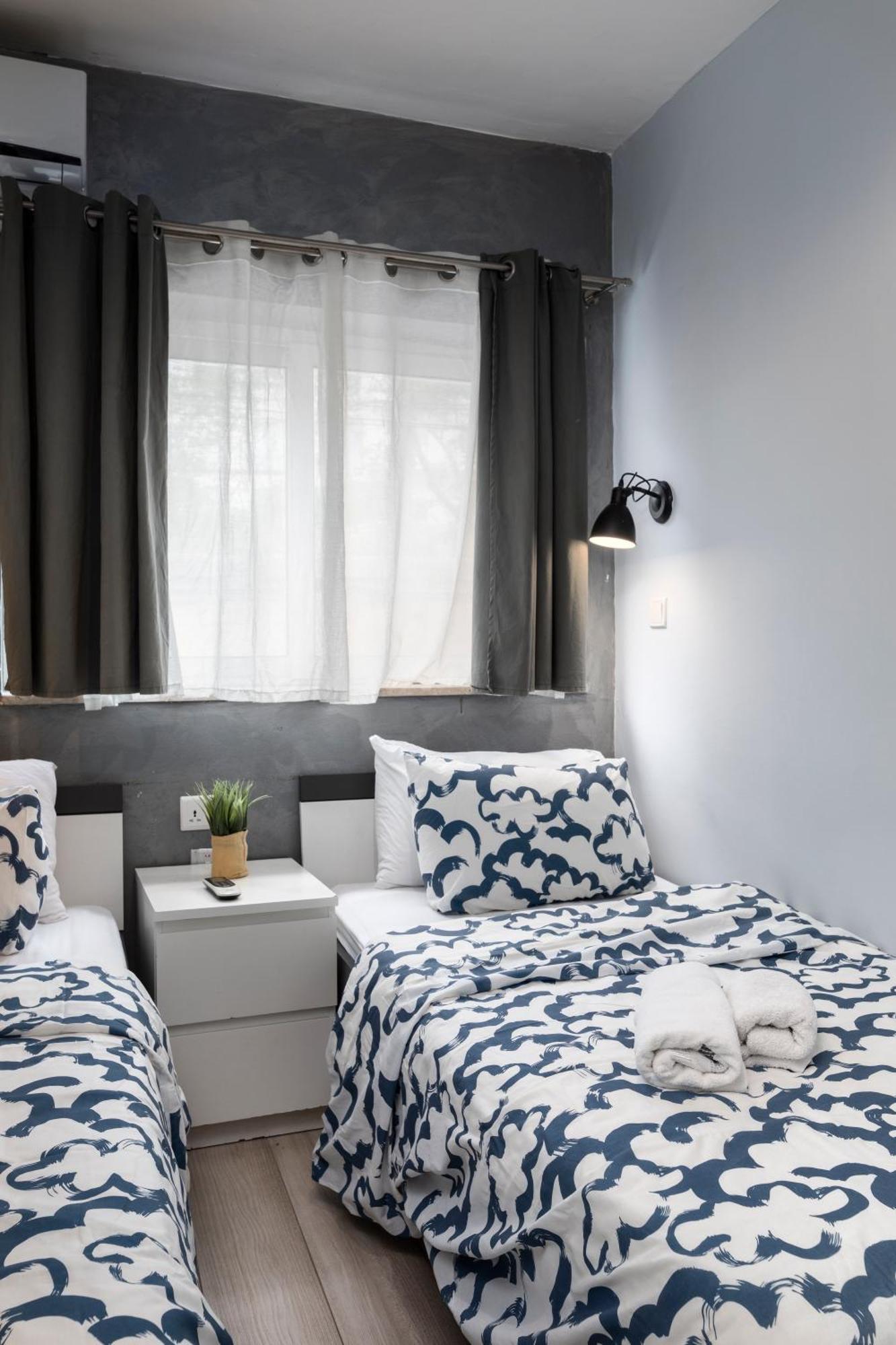 Modern 3 Bedroom & 3 Bathroom Apartment - Near Balluta Bay Сент Джулианс Экстерьер фото